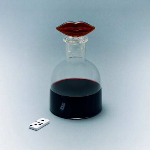 Kiss Decanter
